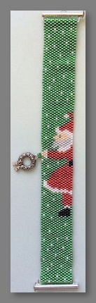 Santa's Wreath Bracelet