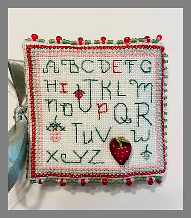 Strawberry Pie Needle Book